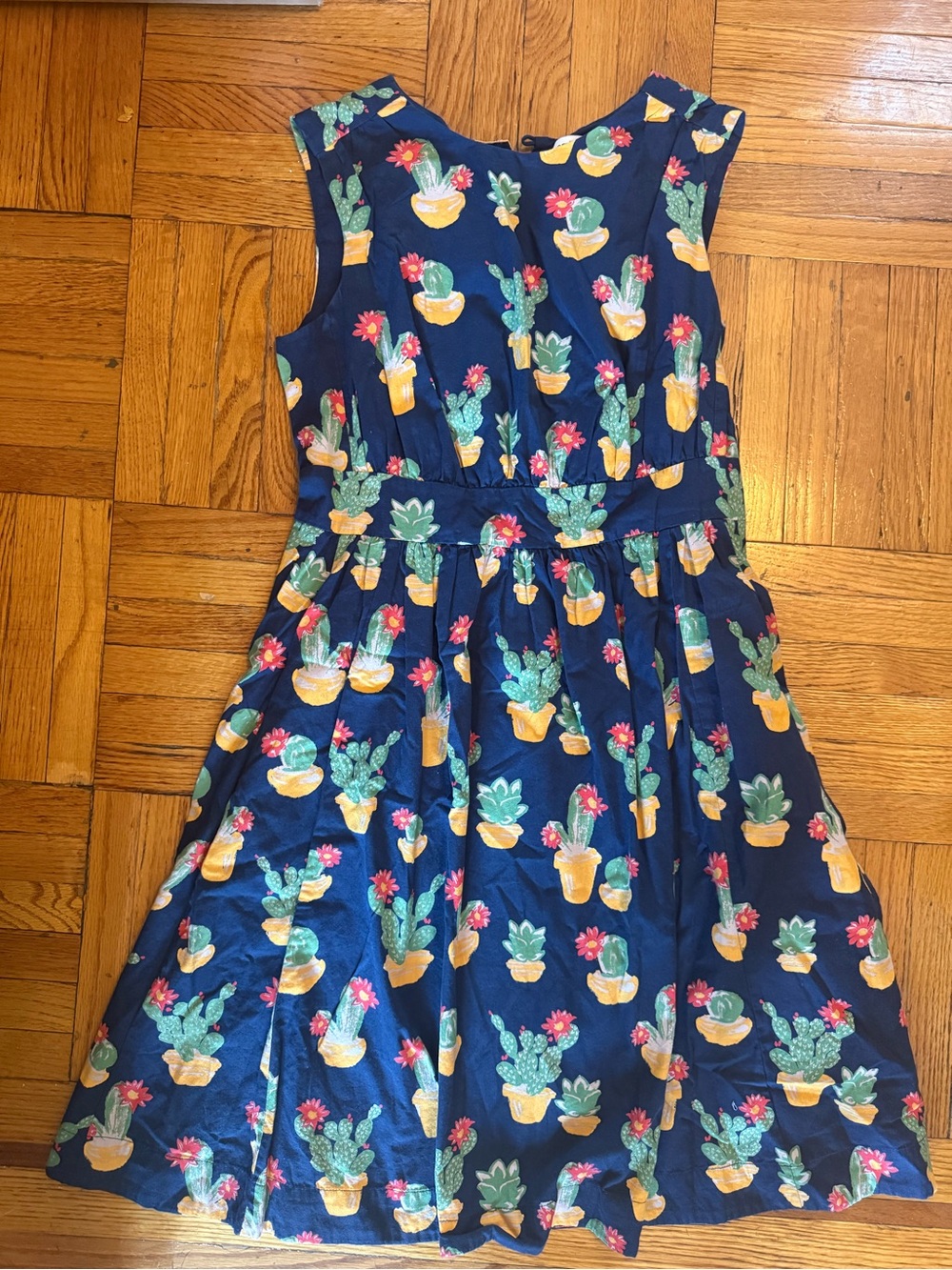 Emily and fin just above knee dress in cactus print